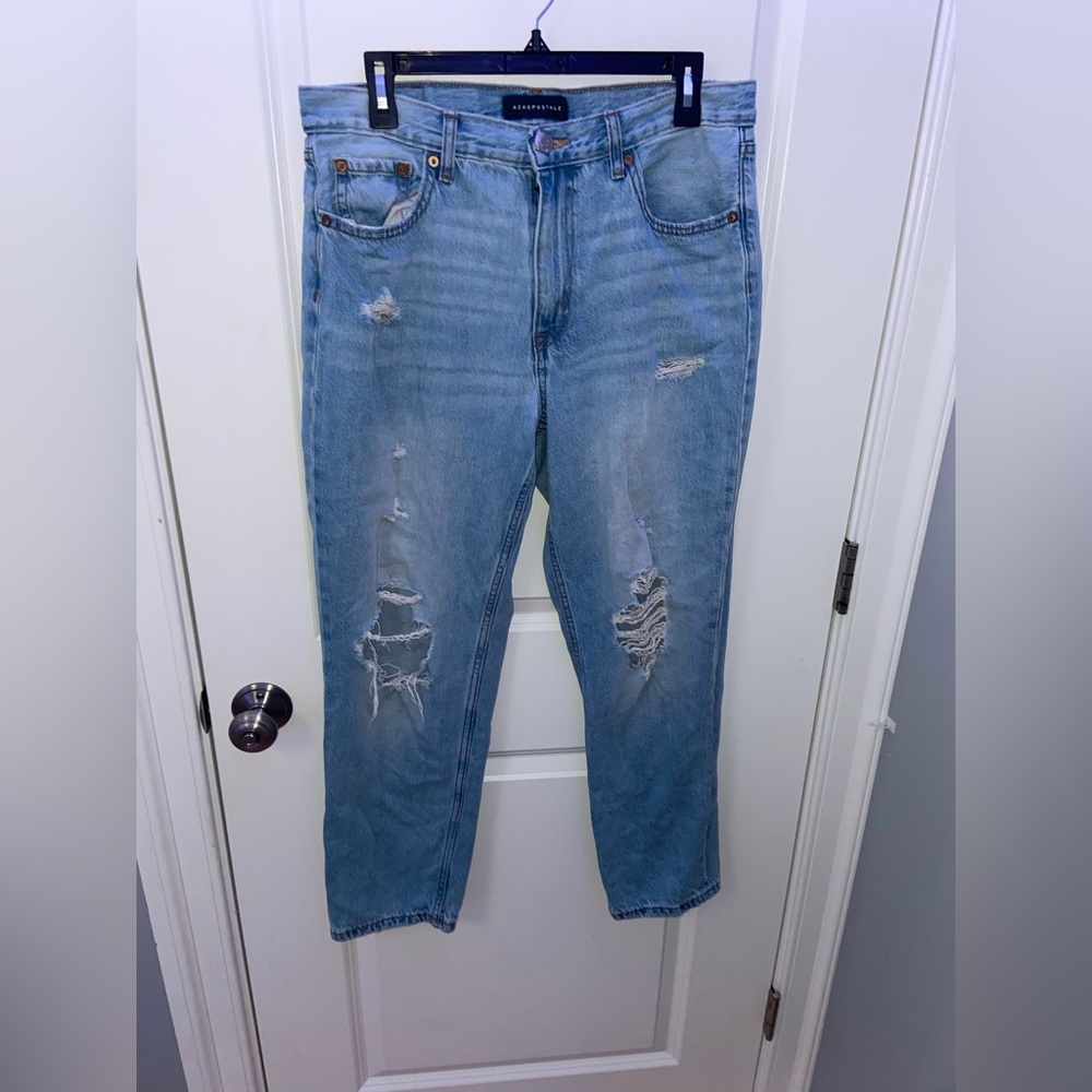 Aero Ripped Mom Jeans
